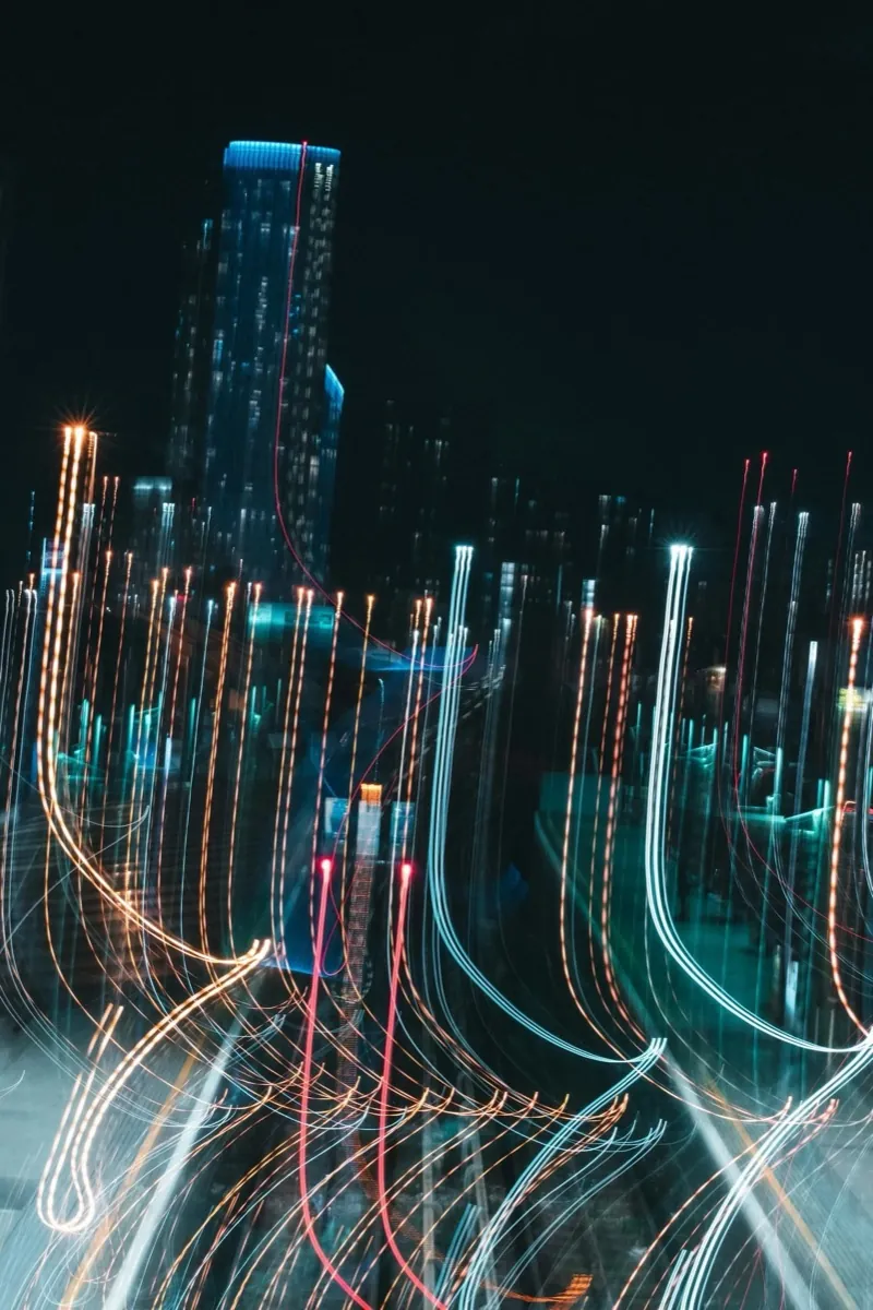 Beschaffungs- und Supply-Chain-Team eines Technologieunternehmens